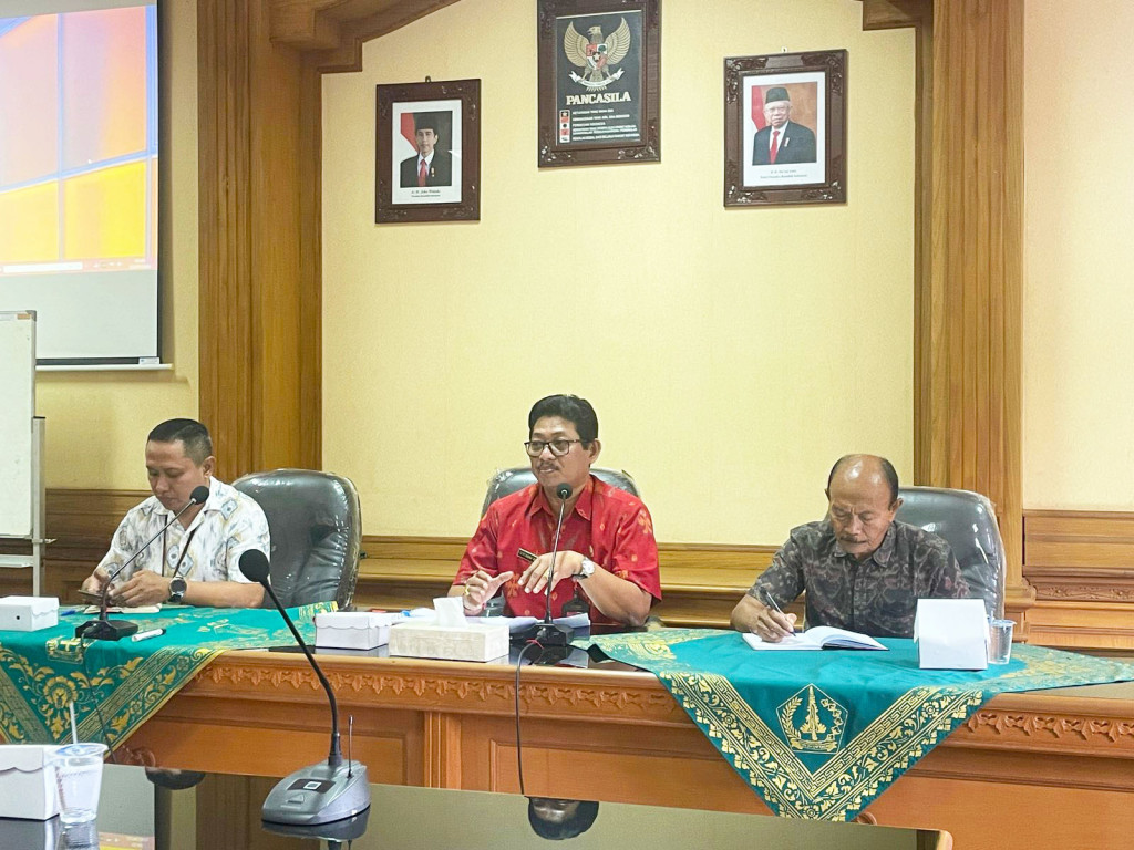 Rapat Koordinasi Tentang Honor KPM